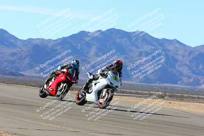 media/Jan-09-2022-SoCal Trackdays (Sun) [[2b1fec8404]]/Turn 8 (1045am)/